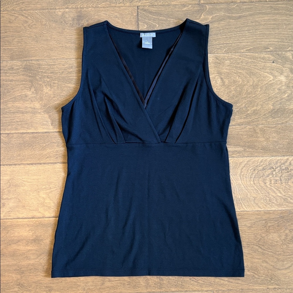Ann Taylor Sleeveless VNeck Black Day to Evening Top Small